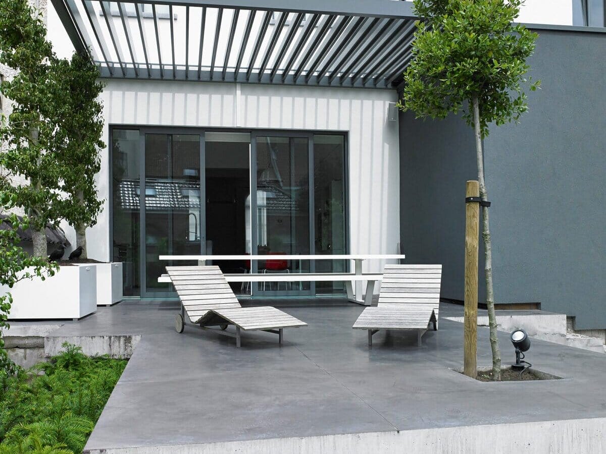 Renson Aero terrasoverkapping vast aan woning