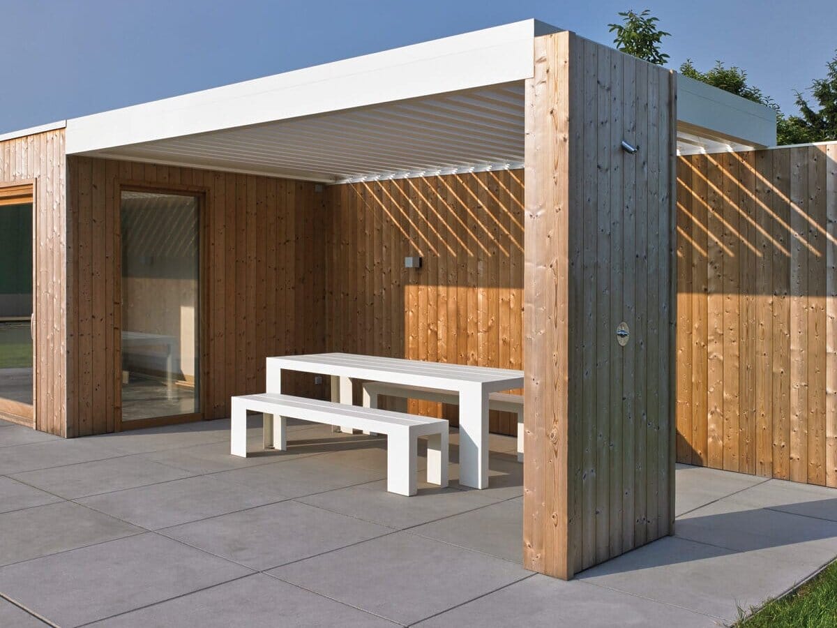 Renson Aero terrasoverkapping vast aan woning