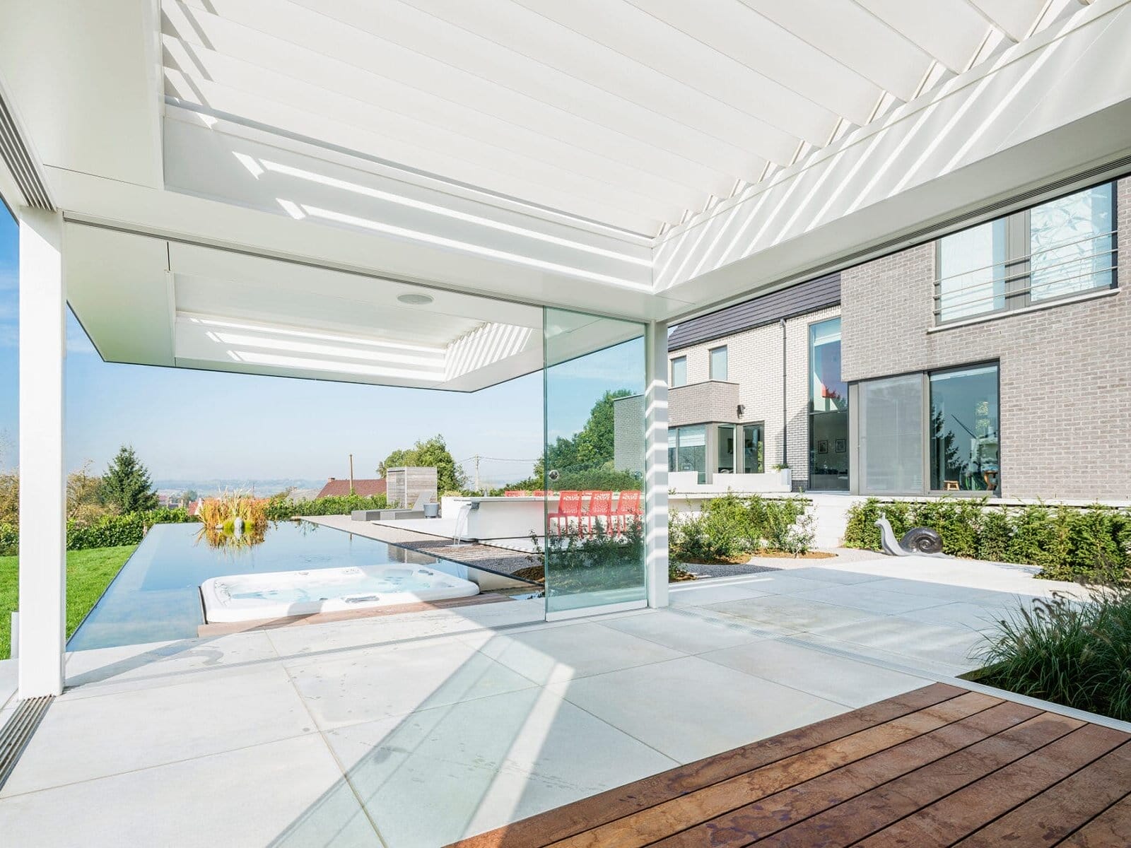 Renson Aero terrasoverkapping vast aan woning